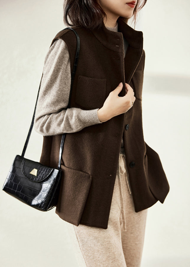 Beautifully Finished Coat in a Timeless Design