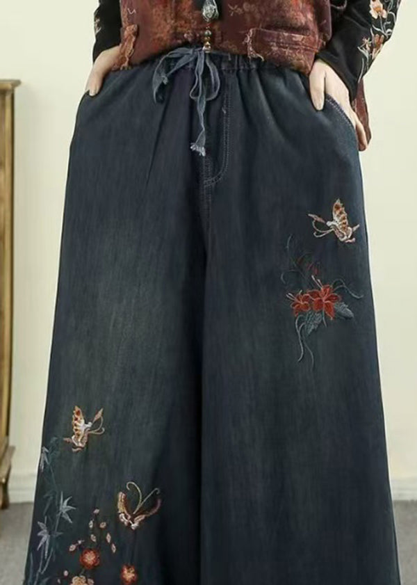 Classic Vintage Pants with a Flattering Fit
