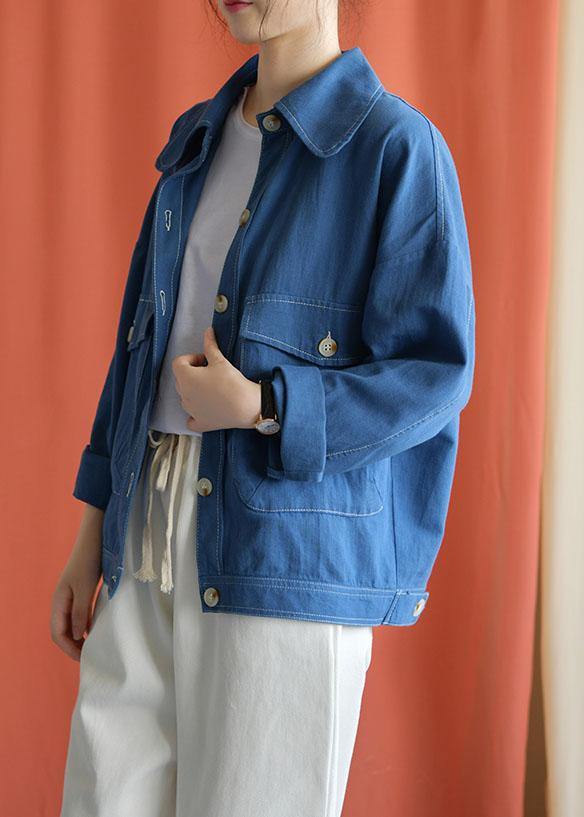 Beautifully Crafted Blouse in a Classic Style