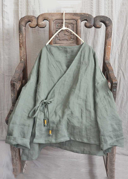 Well Tailored Shirt with a Graceful Silhouette