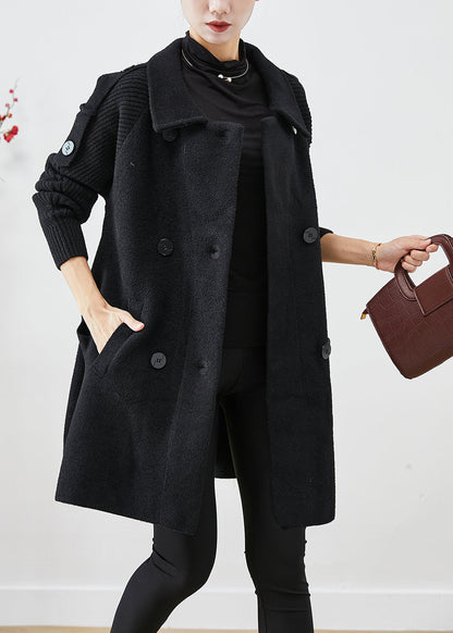 Sophisticated Coat with a Clean Classic Look