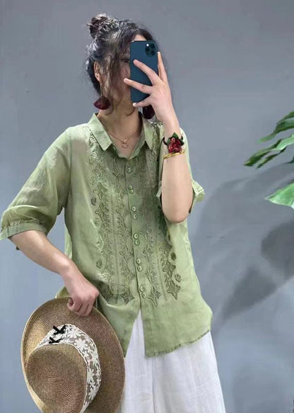 Sophisticated Shirt with a Clean Classic Look