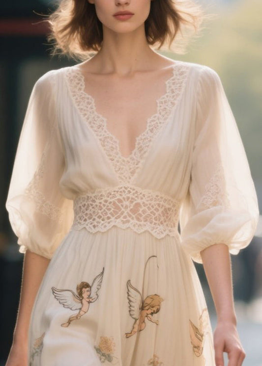 Well Tailored Dress with a Graceful Silhouette
