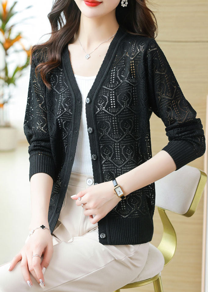 Effortlessly Elegant Cardigan with a Timeless Design