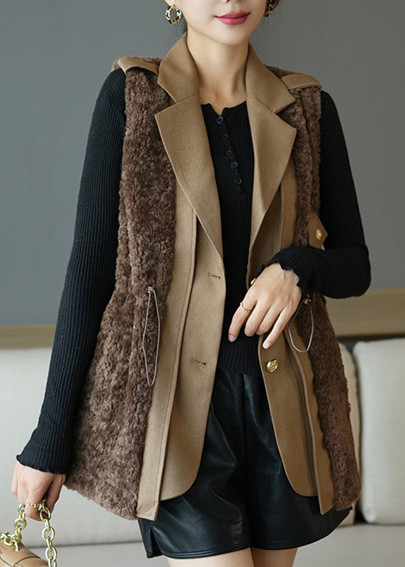 Elegantly Styled Coat for Everyday Wear