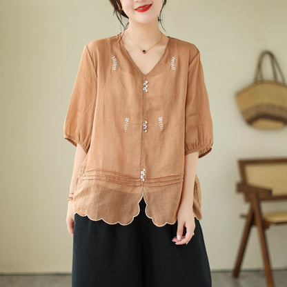 Effortlessly Elegant T-Shirt with a Timeless Design