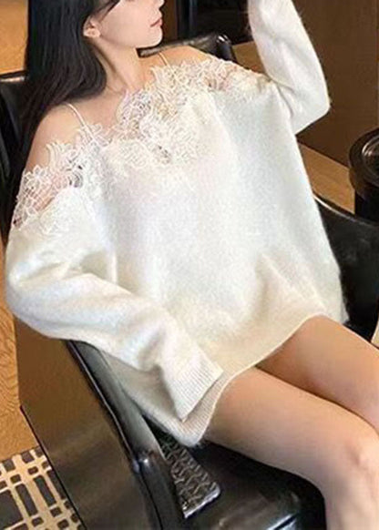 Classic Vintage Sweater with a Flattering Fit