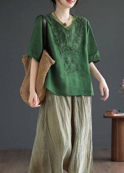 Effortlessly Elegant Shirt with a Timeless Design
