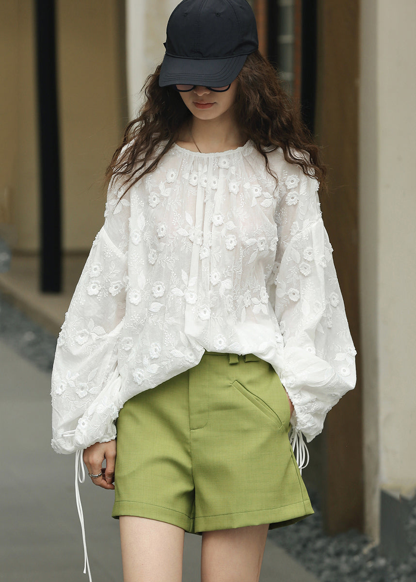 Effortlessly Elegant Shirt with a Timeless Design