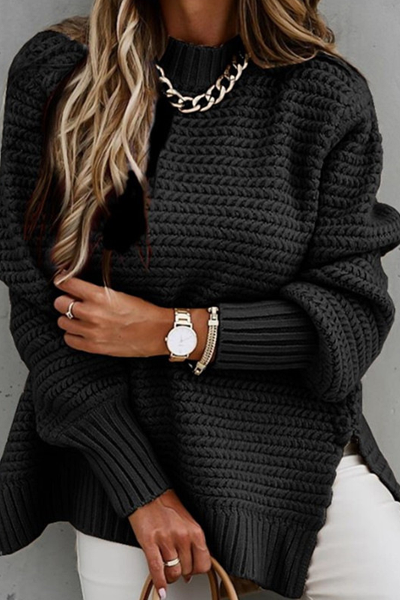 Classic Vintage Sweater with a Flattering Fit