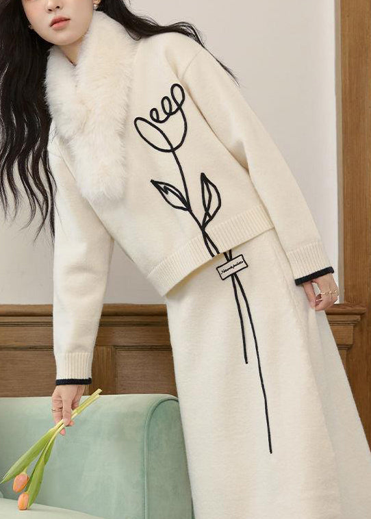 Effortlessly Elegant Sweater with a Timeless Design