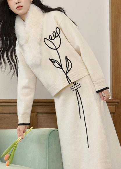 Effortlessly Elegant Sweater with a Timeless Design
