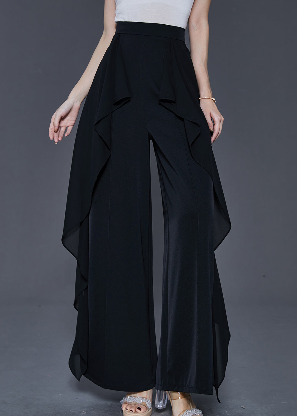 Elegantly Styled Pants for Everyday Wear