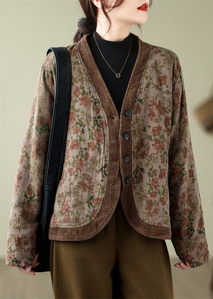 Well Tailored Coat with a Graceful Silhouette