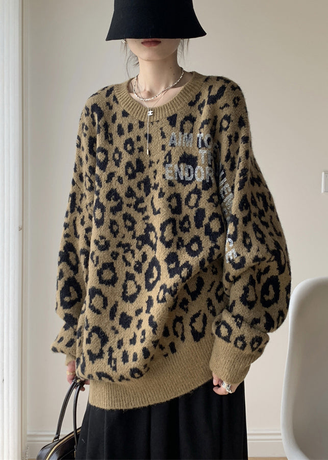Polished Sweater with an Effortless Classic Look
