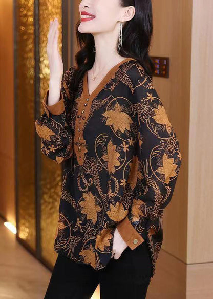 Well Tailored Top with a Graceful Silhouette