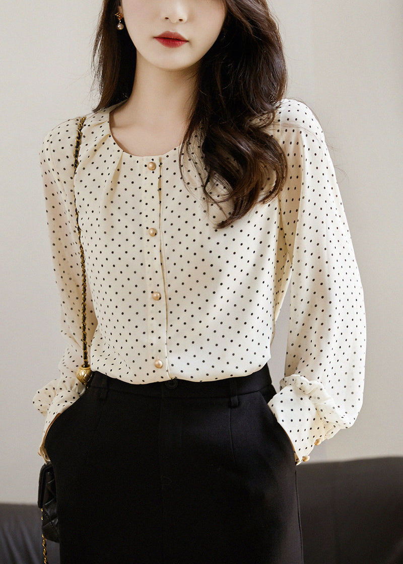 Beautifully Finished Shirt in a Timeless Design