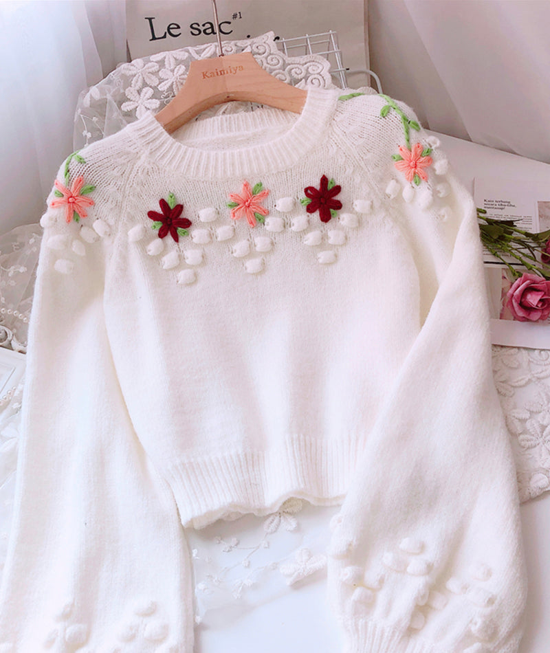 Classic Vintage Sweater with a Flattering Fit
