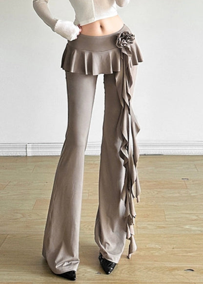 Well Tailored Pants with a Graceful Silhouette