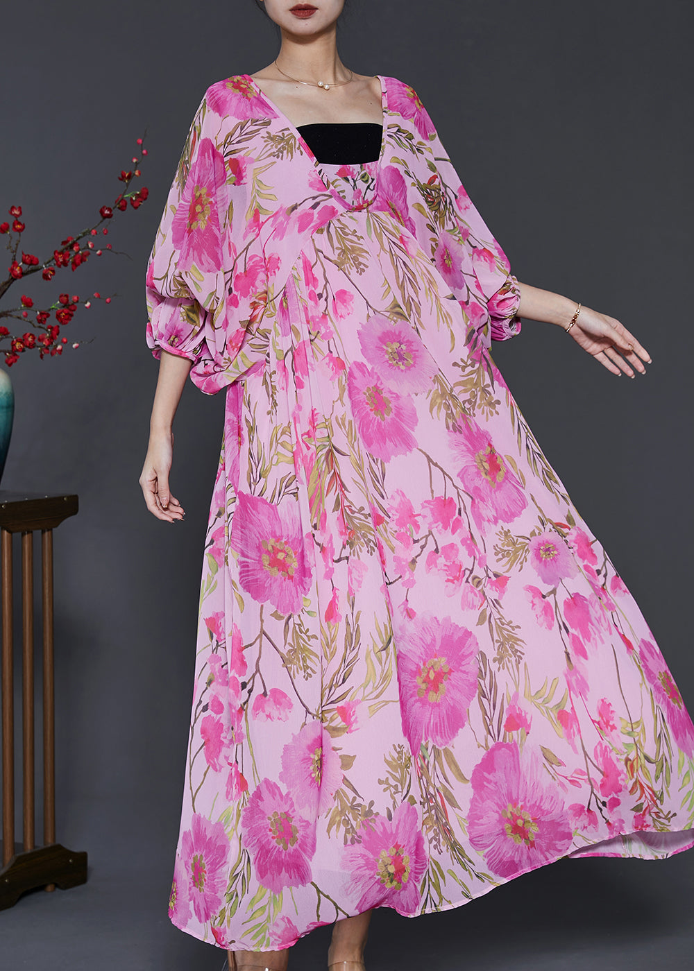 Classic Vintage Dress with a Flattering Fit