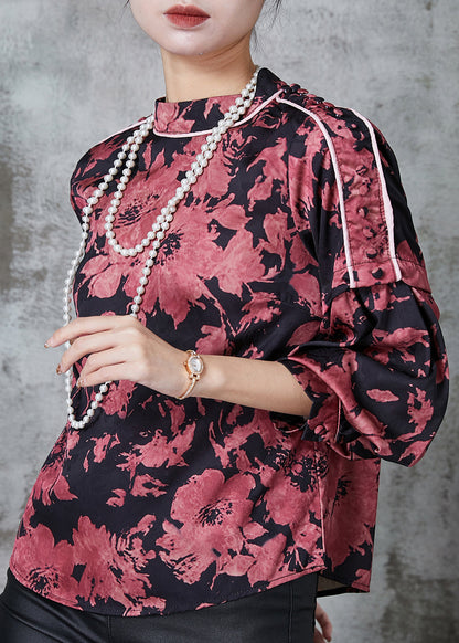 Classic Vintage Shirt with a Flattering Fit