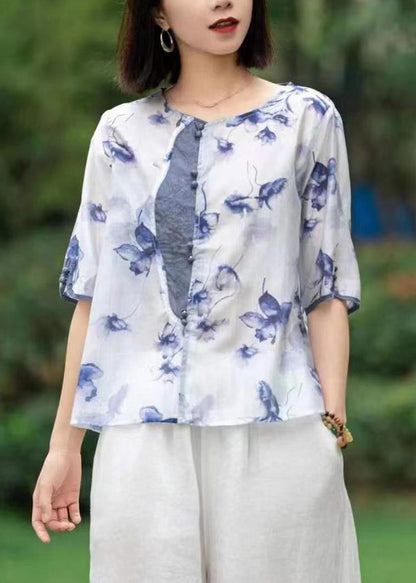 A Vintage Style Shirt with Delicate Timeless Details