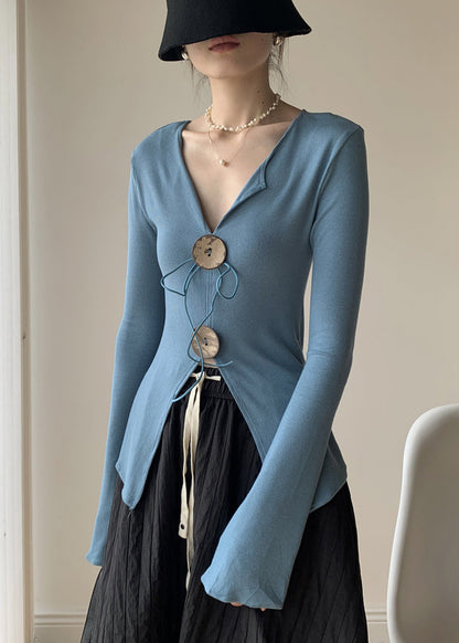 Classic Vintage Top with a Flattering Fit