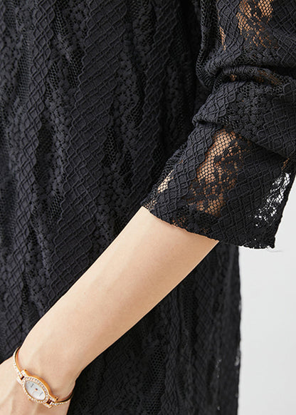 Well Tailored Top with a Graceful Silhouette