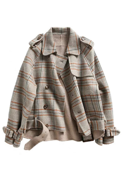 Sophisticated Coat with a Clean Classic Look