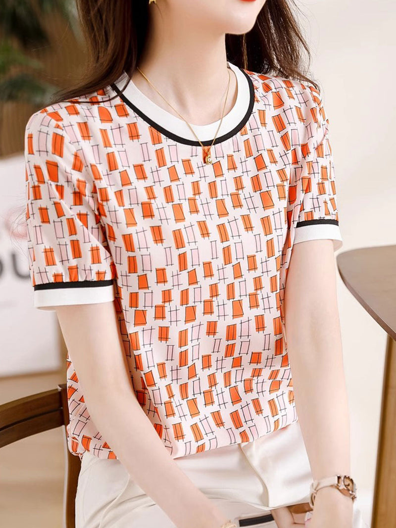 Classic Vintage Top with a Flattering Fit