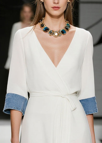 Beautifully Finished Dress in a Timeless Design