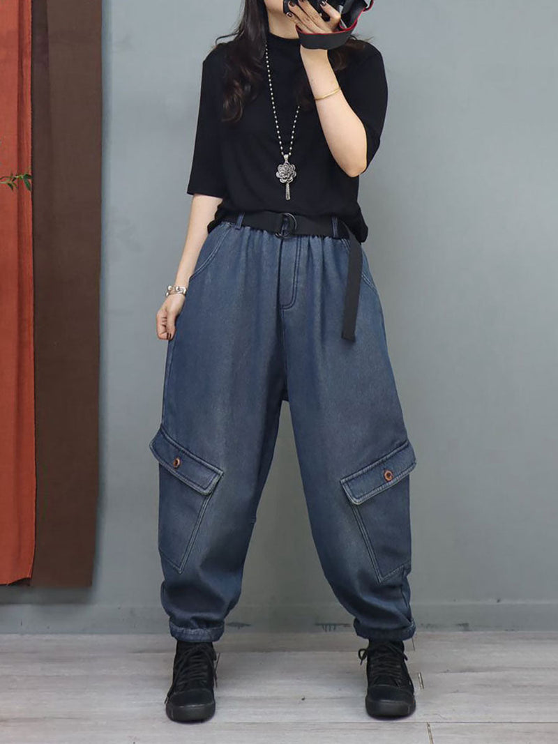 Effortlessly Elegant Pants with a Timeless Design