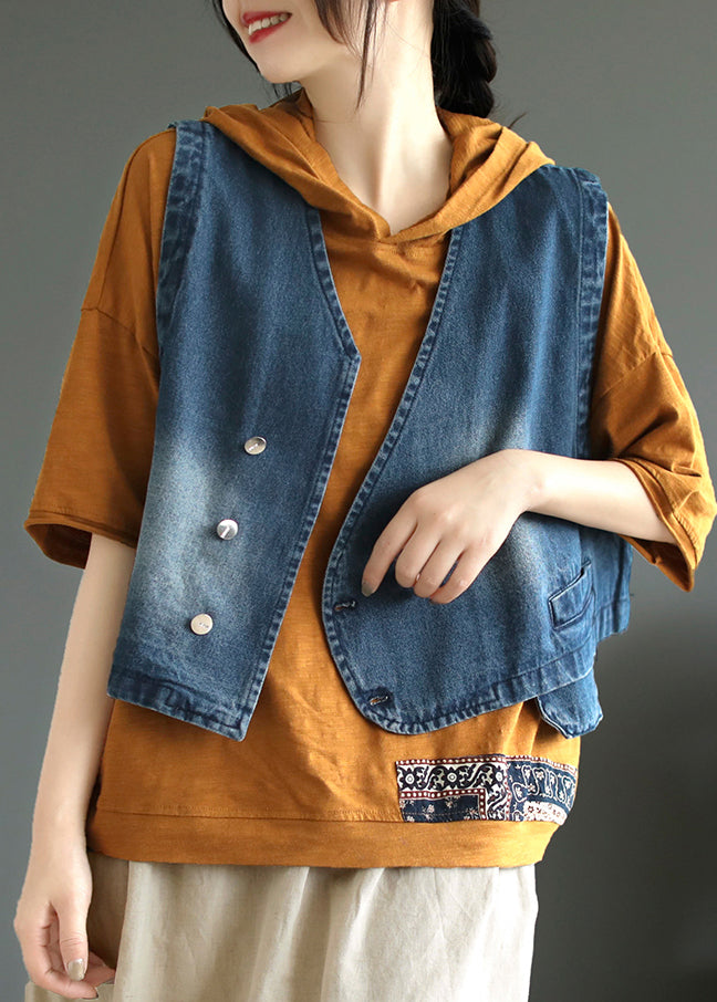 Classic Vintage Coat with a Flattering Fit
