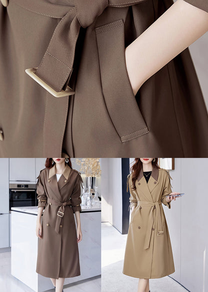 Classic Vintage Coat with a Flattering Fit