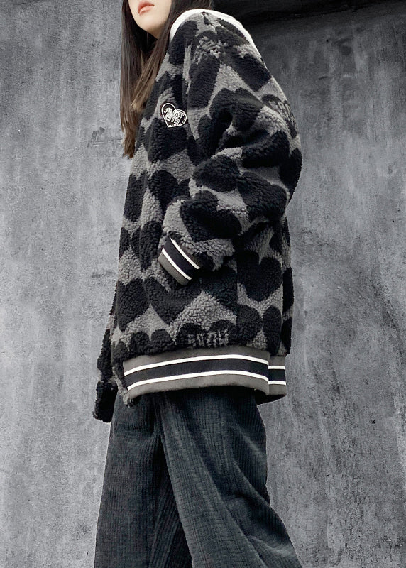 Well Tailored Jacket with a Graceful Silhouette