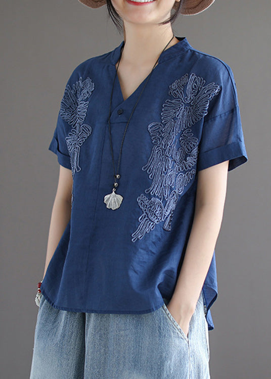 Classic Vintage Shirt with a Flattering Fit