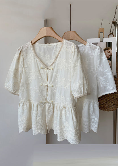 Elegantly Styled Shirt for Everyday Wear