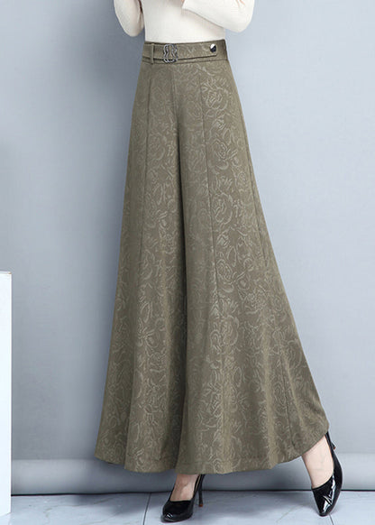 Well Tailored Pants with a Graceful Silhouette