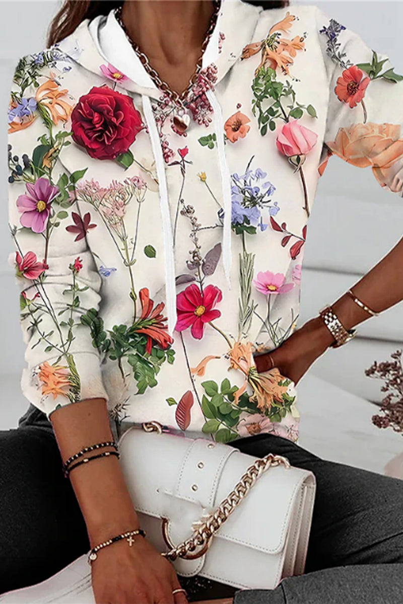 Effortlessly Elegant Top with a Timeless Design