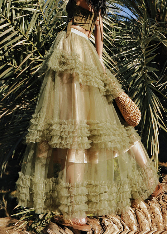 Well Tailored Garment with a Graceful Silhouette