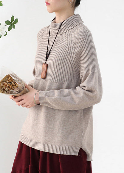 Classic Vintage Sweater with a Flattering Fit