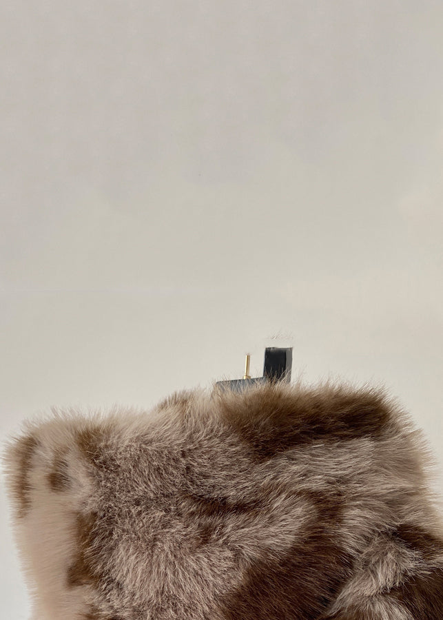 Effortlessly Elegant Coat with a Timeless Design