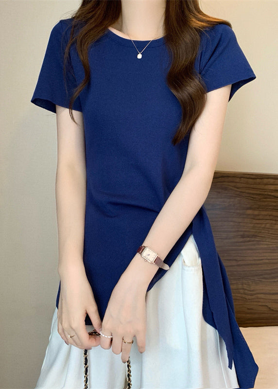 Well Tailored Top with a Graceful Silhouette
