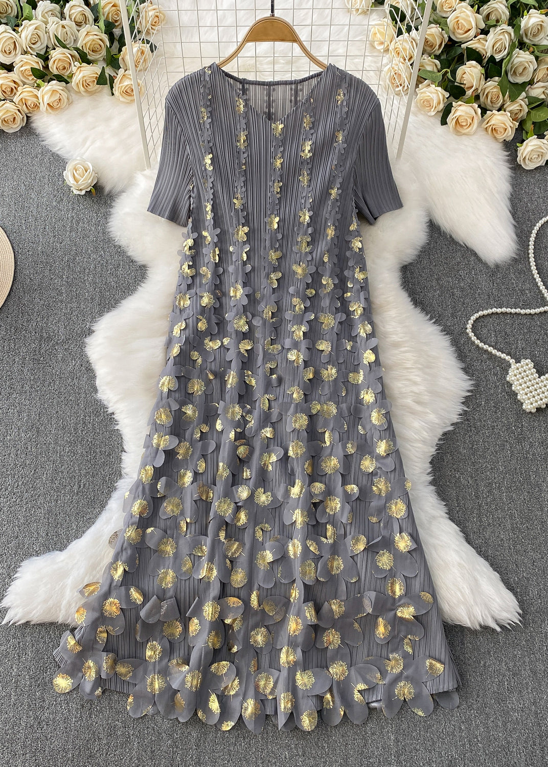 Beautifully Crafted Dress in a Classic Style