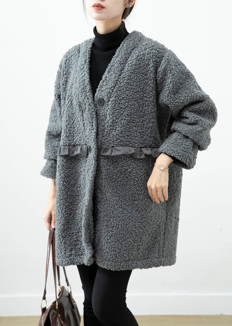 Elegantly Styled Coat for Everyday Wear