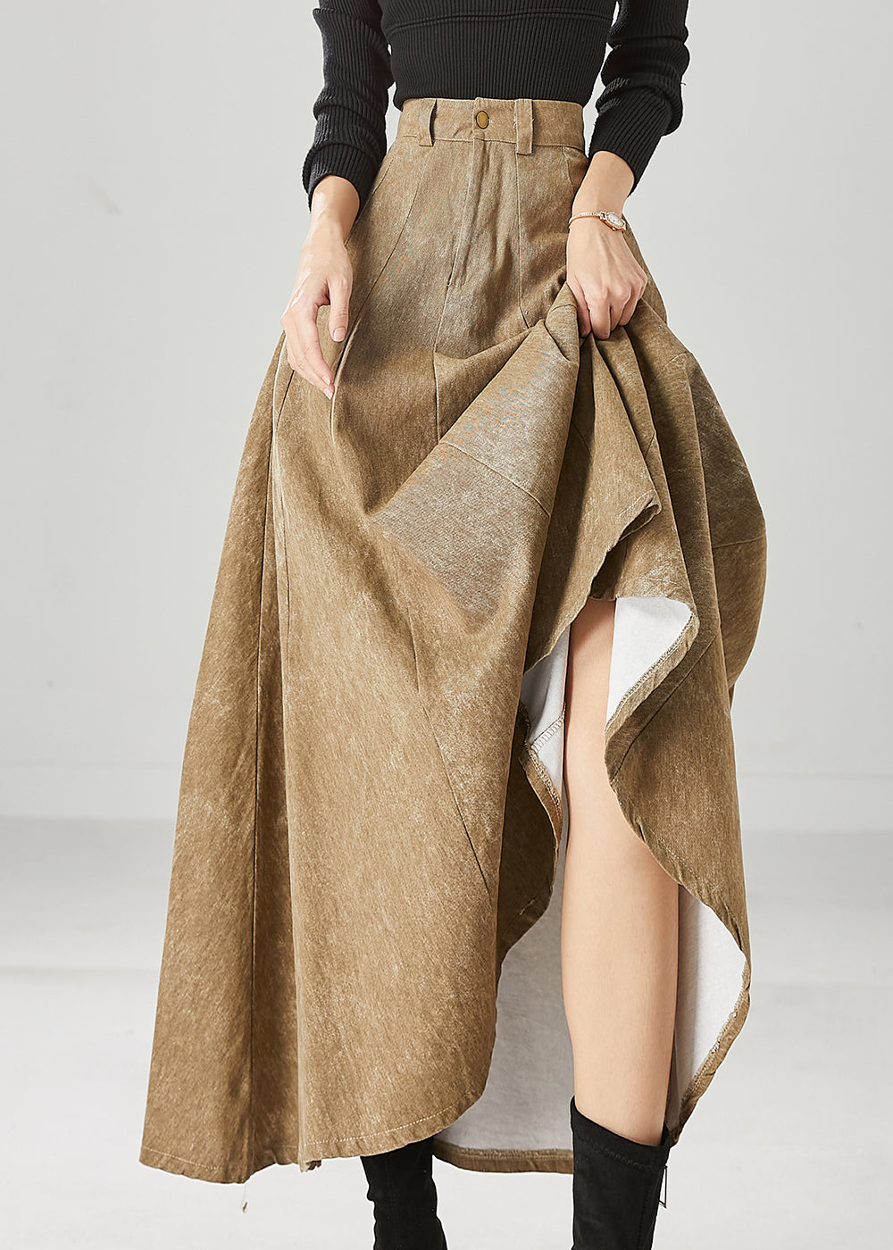Classic Vintage Garment with a Flattering Fit