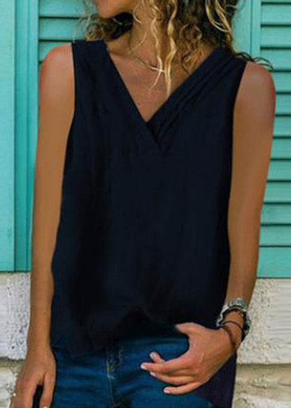 Effortlessly Elegant Top with a Timeless Design