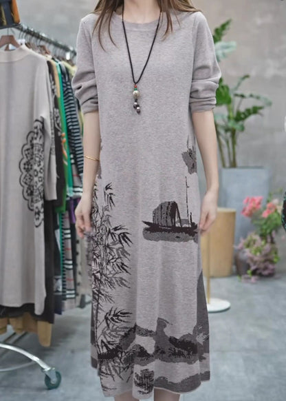 Classic Vintage Sweater with a Flattering Fit