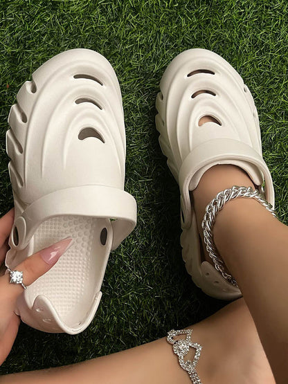 Chic Orthopedic Flats with Unique Design