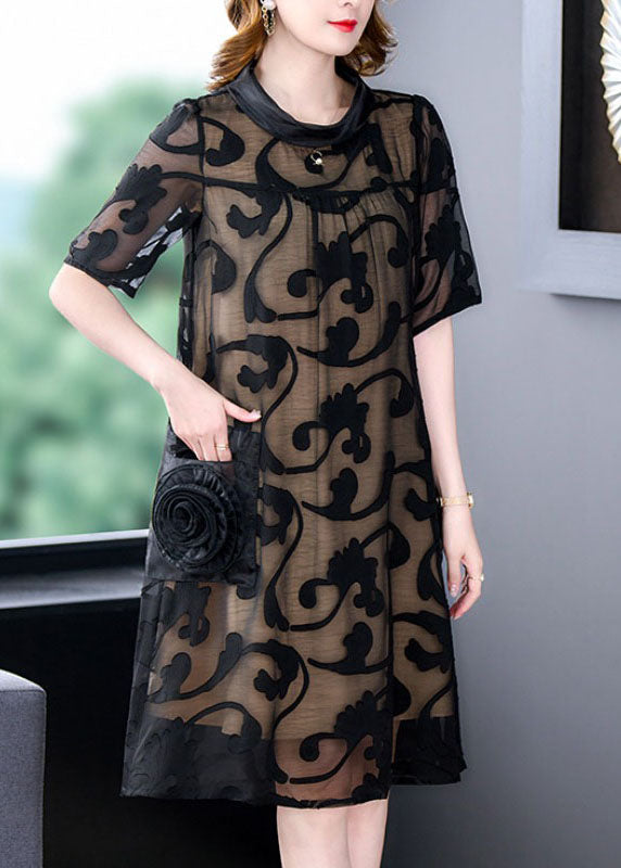 Sophisticated Dress with a Clean Classic Look